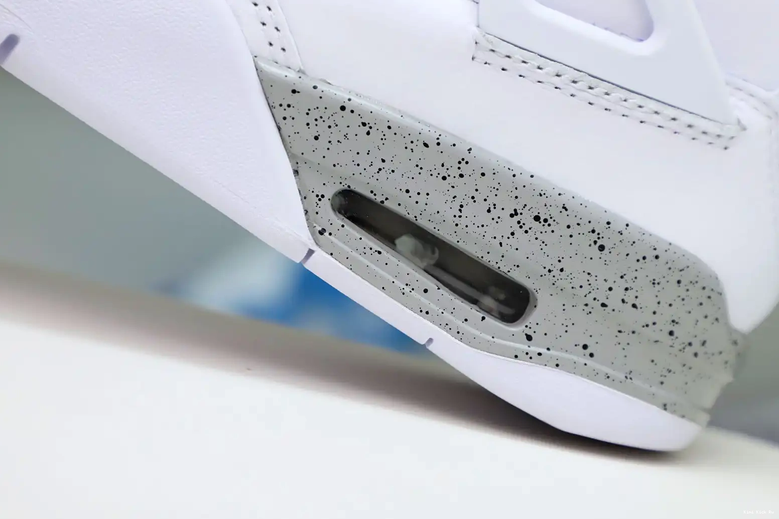 RETRO Kimikick 4 'WHITE OREO' JORDAN AIR 0811